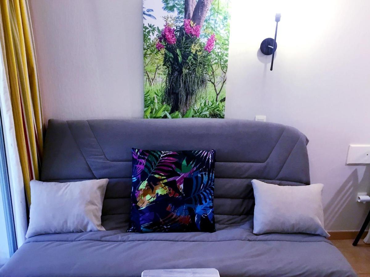 Les Ecrins De La Badine - Hameaux Apartment Hyeres Luaran gambar