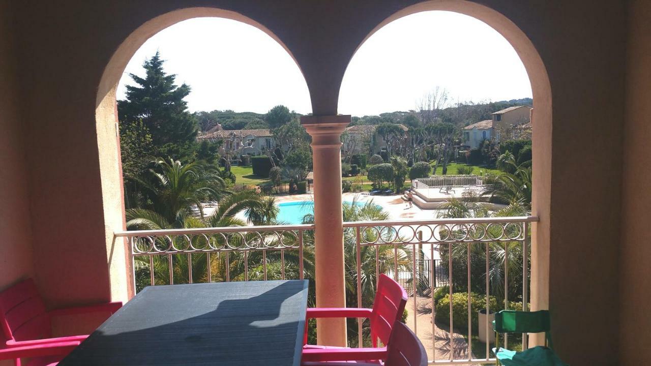 Les Ecrins De La Badine - Hameaux Apartment Hyeres Luaran gambar