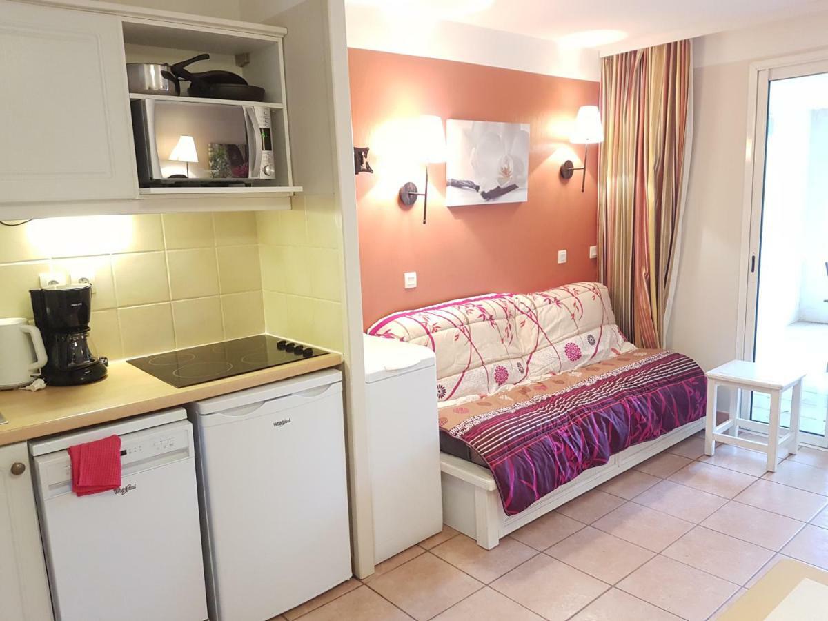 Les Ecrins De La Badine - Hameaux Apartment Hyeres Luaran gambar