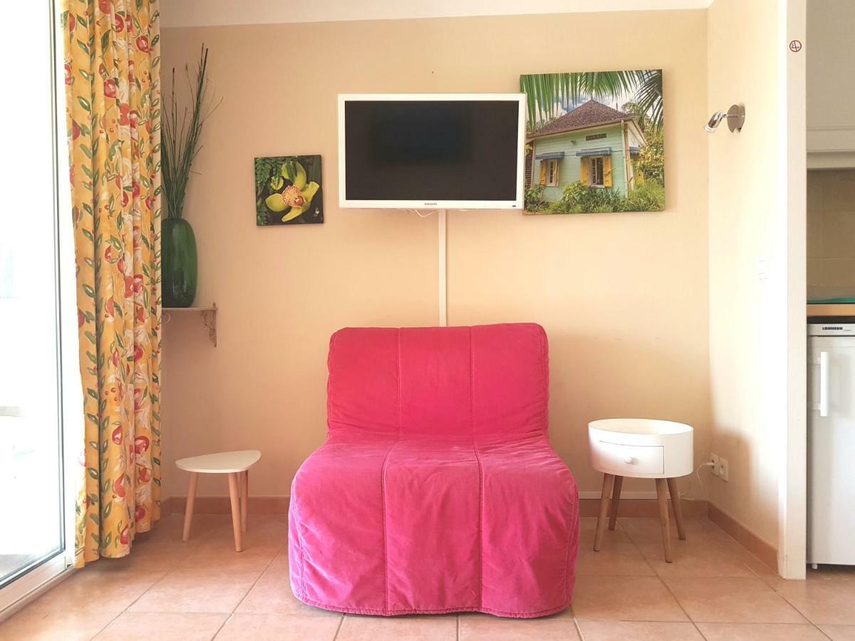 Les Ecrins De La Badine - Hameaux Apartment Hyeres Luaran gambar