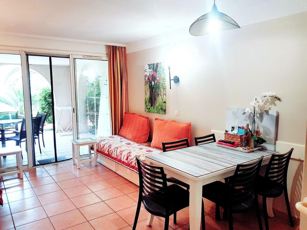 Les Ecrins De La Badine - Hameaux Apartment Hyeres Luaran gambar